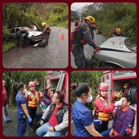 Diario Frontera, Frontera Digital,  COLISIÓN, Sucesos, ,CIUDADANO LESIONADO LEVE CUANDO VEHICULO 
COLISIONÓ CON OBJETO FIJO EN MÉRIDA