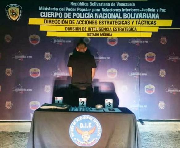 Diario Frontera, Frontera Digital,  APREHENDIDO, PLAZA LAS HEROÍNAS, MÉRIDA, Sucesos, ,PNB aprehendió a un sujeto con droga en la plaza Las Heroínas