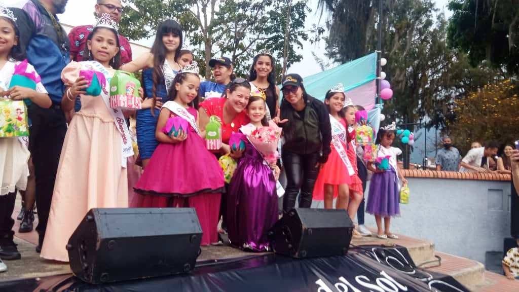 Diario Frontera, Frontera Digital,  Mini Reina de Belén, Alcalde Jesús Araque y Ferisol, Entretenimiento, ,Alcalde Jesús Araque y Ferisol eligieron Mini Reina de Belén
