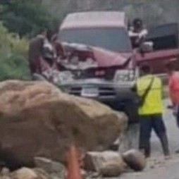 Diario Frontera, Frontera Digital,  COLISIÓN, Sucesos, ,UN LESIONADO TRAS VEHÍCULO DONDE VIAJABA
COLISIONÓ CON UNA ROCA EN SUCRE DE MÉRIDA