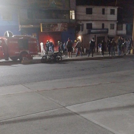 Diario Frontera, Frontera Digital,  INCENDIO FRIGORÍFICO, AVENIDA 16 DE SEPTIEMBRE, MÉRIDA, Sucesos, ,BOMBEROS INVESTIGA INCENDIO EN EL FRIGORÍFICO
“EL PUNTO DE LAS CARNES” EN MÉRIDA