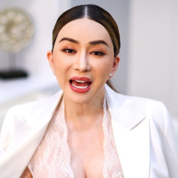 Diario Frontera, Frontera Digital,  Anne Jakkaphong Jakrajutatip, Farándula, ,¿Hubo mano negra? Acribillan a la dueña del Miss Universo 
y la tachan de "tramposa"
