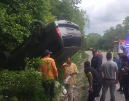 Diario Frontera, Frontera Digital,  Comerciante chino, herido, volcamiento, Sucesos, ,Comerciante chino resultó lesionado tras vuelco
de camioneta en la vía entre Mérida y El Vigía