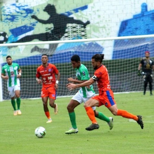 Diario Frontera, Frontera Digital,  ESTUDIANTES DE MÉRIDA F.C., Deportes, ,Estudiantes no pudo ante Puerto Cabello 
y queda obligado a ganar en la última jornada de la liga FUTVE