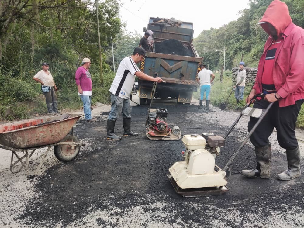 Diario Frontera, Frontera Digital,  VIALIDAD, MUCUNUTÁN, SANTOS MARQUINA, Páramo, ,Gobierno bolivariano mejora la vialidad en Mucunután