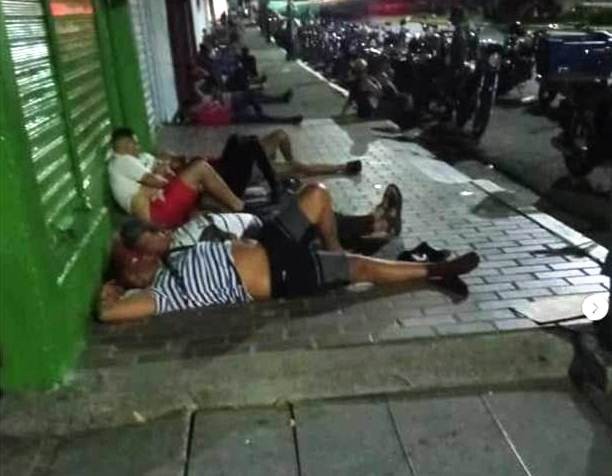 Diario Frontera, Frontera Digital,  Gasolina en El Vigía, El Vigía Panamericana, ,Gasolineras vigíenses con colas 
de motos y carros desde la noche del lunes