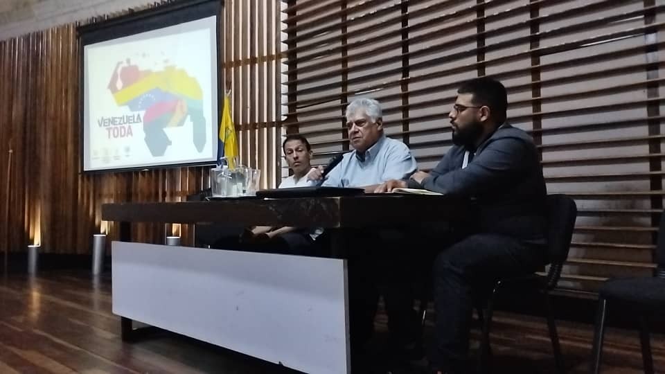 Diario Frontera, Frontera Digital,  Mérida, Venezuela, Jehyson Guzmán, Guayana Esequiba, Venezuela Toda, Referéndum consultivo, Politica, ,Gobierno bolivariano hizo conversatorio en defensa del Esequibo