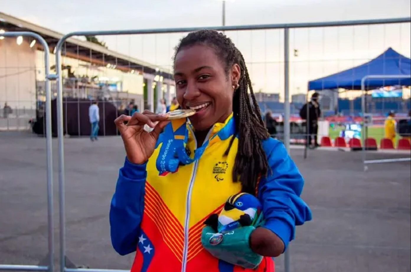 Diario Frontera, Frontera Digital,  Lisbeli Vera, Mérida, Chile, Juegos Parapanamericanos, Deportes, ,Lisbeli Vera ganó oro en los 200 metros de atletismo de los Parapanamericanos