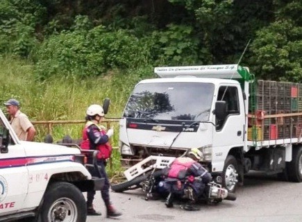 Diario Frontera, Frontera Digital,  HERIDO MOTORIZADO, SANTA CRUZ DE MORA, Sucesos, ,Joven motorizado resultó gravemente lesionado 
en colisión con un vehículo en Santa Cruz de Mora