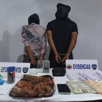 Diario Frontera, Frontera Digital,  Polimérida, Drogra, Ministerio Público, Sucesos, ,Policía detuvo a "El Grillo" y "La Negra" con presunta droga en Mérida