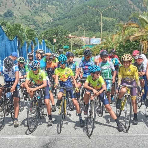 Diario Frontera, Frontera Digital,  Mérida, Funripa, Circuito montañera, Deportes, ,Funripa La Gallina Dorada arrasó en la carrera del 10° Aniversario Epifanio Arcila