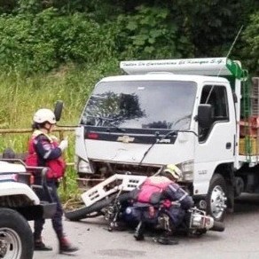 Diario Frontera, Frontera Digital,  HERIDO MOTORIZADO, SANTA CRUZ DE MORA, Sucesos, ,Joven motorizado resultó gravemente lesionado 
en colisión con un vehículo en Santa Cruz de Mora
