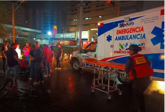 Diario Frontera, Frontera Digital,  Sucesos, ,Vehículo atropelló a un ciclista resultando lesionado en Mérida