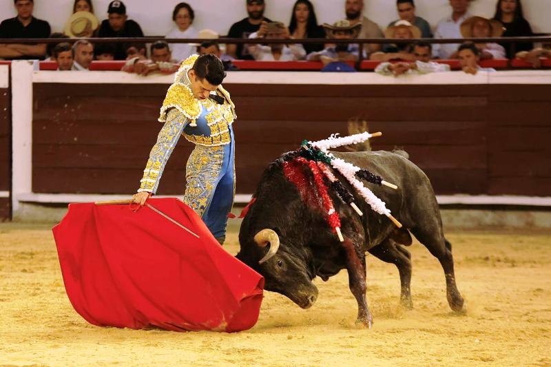 Diario Frontera, Frontera Digital,  Entretenimiento, ,FERIA DEL SEÑOR DE LOS CRISTALES 2023 – SEGUNDA CORRIDA: Fiesta en Cañaveralejo