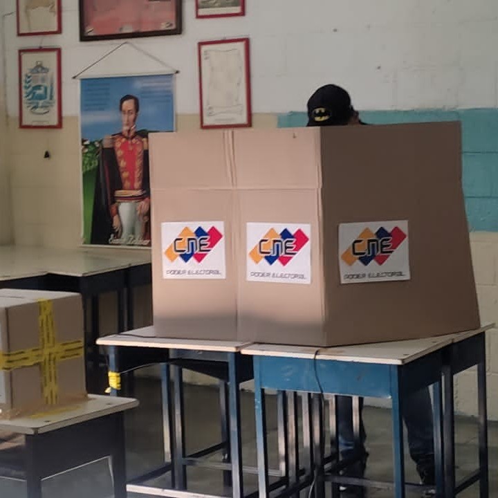Diario Frontera, Frontera Digital,  Wilmer Iglesias, CNE, municipio Libertador, Referéndum consultivo, Esequibo, Plan República, Politica, ,Iglesias: En Venezuela se vive una gran fiesta electoral