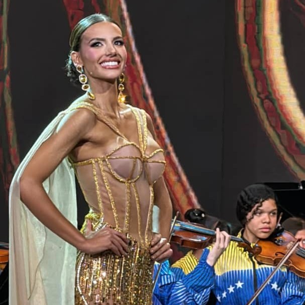 Diario Frontera, Frontera Digital,  Miss Venezuela, Mérida, Daniela Celis, 2da Finalista, Entretenimiento, ,Daniela en el sitial de honor en  el Miss Venezuela