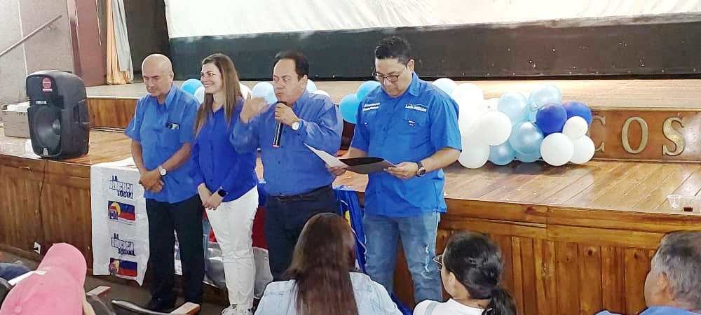 Diario Frontera, Frontera Digital,  Congreso regional de UNT Mérida, Politica, ,Congreso regional de UNT Mérida aprobó 
postulación de Alexis Paparoni a la dirigencia nacional