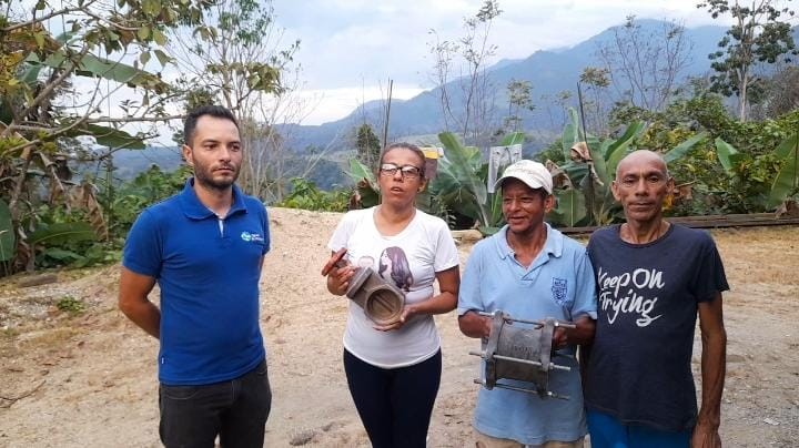 Diario Frontera, Frontera Digital,  AGUAS DE MÉRIDA, OSWALDO FERRER, aldea Caño Guayabo en Andrés Bello, ACUEDUCTO SANTA ROSA, JEHYSON GUZMÁN, GOBIERNO DE MÉRIDA, PRESIDENTE MADURO, El Vigía Panamericana, ,Aguas de Mérida resuelve situación del acueducto Santa Rosa 
de la aldea Caño Guayabo en Andrés Bello