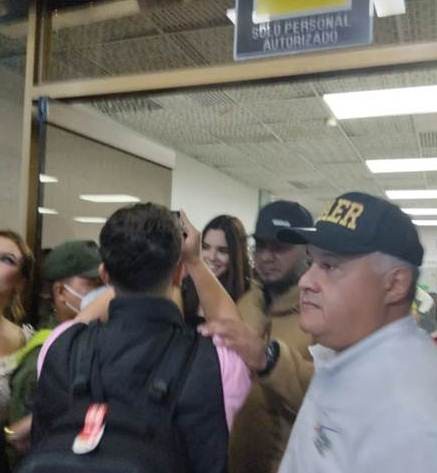 Diario Frontera, Frontera Digital,  RESTRINGEN TRABAJO DE PERIODISTAS, AMANDA DUDAMEL, EL VIGÍA, MÉRIDA, EJERCICIO ILEGAL, NO A LA PIRATERÍA, El Vigía Panamericana, ,PERIODISTAS DE EL VIGÍA LES RESTRINGIERON ACCESO 
A RUEDA DE PRENSA DE LA VIRREINA UNIVERSAL AMANDA DUDAMEL