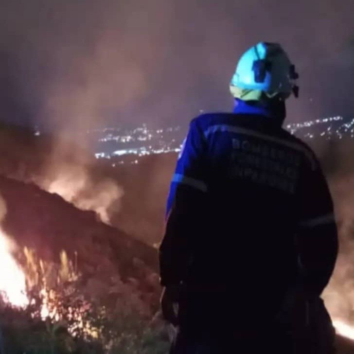 Diario Frontera, Frontera Digital,  BOMBEROS, INCENDIO DE VEGETACIÓN, MÉRIDA, Sucesos, ,Bomberos controlan incendio de vegetación 
afectando tres hectáreas en Mérida