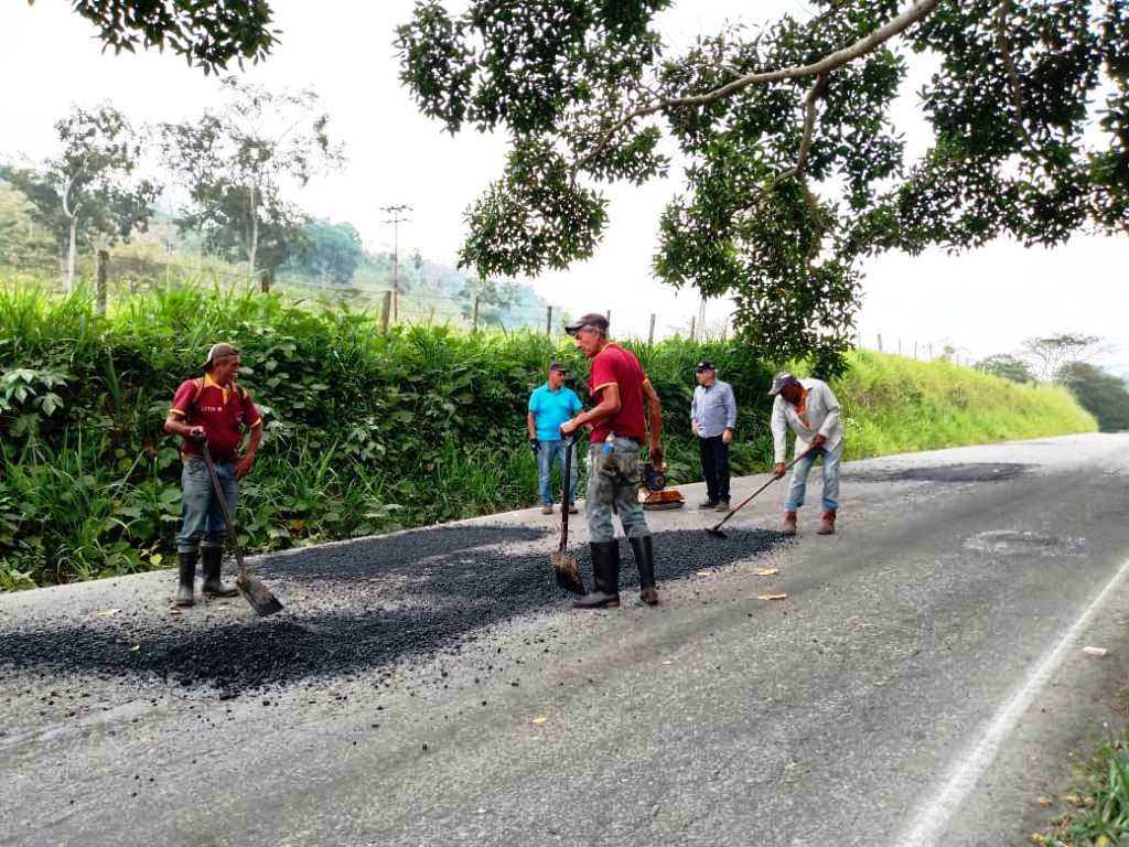 Diario Frontera, Frontera Digital,  ALCALDÍA DE TOVAR, ASFALTO, TRONCAL 007, Mocoties, ,Alcaldía de Tovar continúa plan de asfaltado y bacheo de carreteras