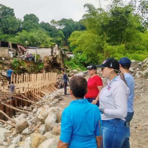 Diario Frontera, Frontera Digital,  MURO EN GUAYABONES, MUNICIPIO OBISPO RAMOS DE LORA, El Vigía Panamericana, ,Gobernador Jehyson Guzmán construye muro de protección en el río Guayabones