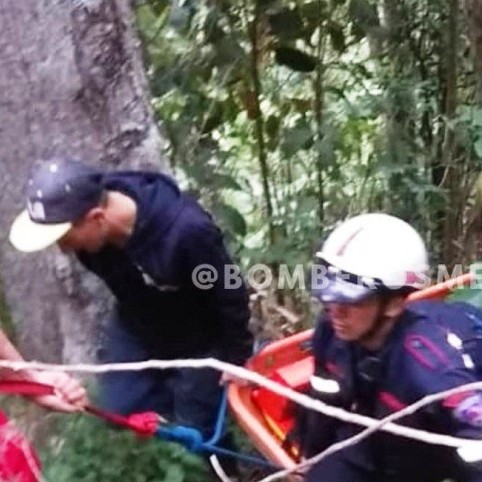Diario Frontera, Frontera Digital,  lesionada, talud de 100 metros, Sucesos, ,Ciudadana lesionada tras caer a un talud
de 100 metros aproximadamente en Mérida