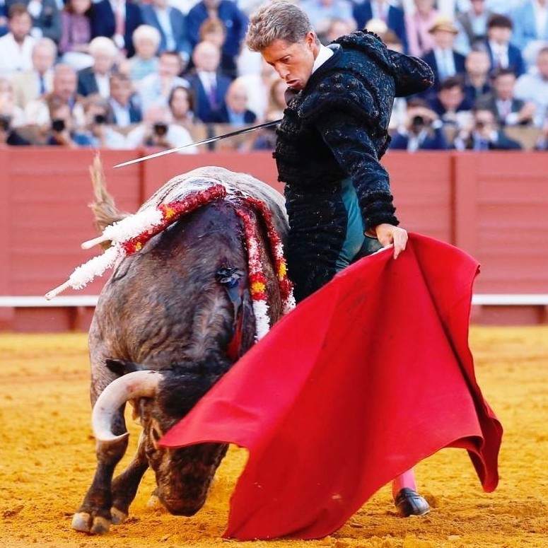 Diario Frontera, Frontera Digital,  FERIA DE ABRIL, SEXTO FESTEJO DE ABONO, SEVILLA, Entretenimiento, ,Victorino le devuelve la categoría a la Maestranza 
y el crédito a los toreros con una corrida histórica