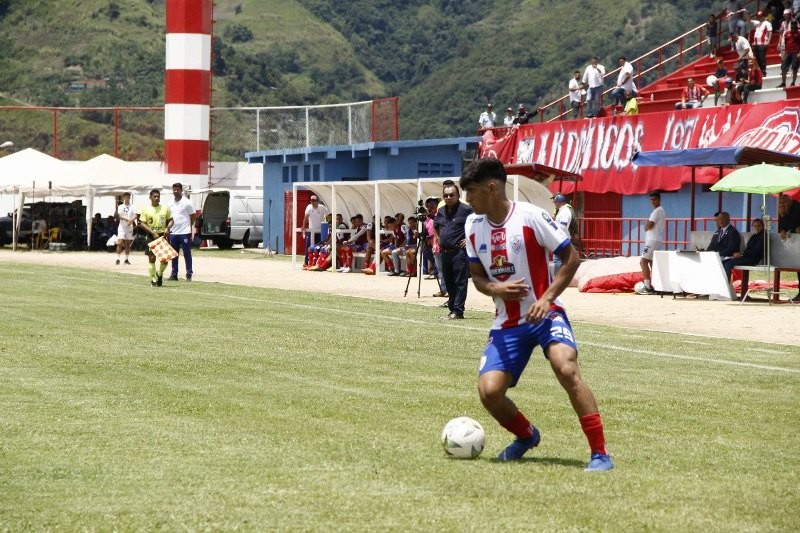 Diario Frontera, Frontera Digital,  Wilfredo Peña, VINOTINTO, ESTUDIANTES DE MÉRIDA F.C., Deportes, ,Trabajo, esfuerzo y sacrificio llevan a Wilfredo Peña a la Vinotinto