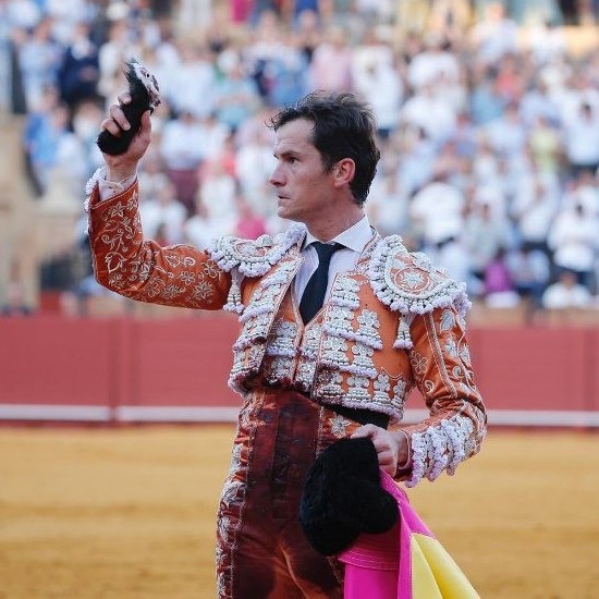 Diario Frontera, Frontera Digital,  FERIA DE ABRIL, sevilla, DECIMOCUARTO FESTEJO DE ABONO, Entretenimiento, ,Un colosal Daniel Luque protagoniza, junto al presidente, el debut con matices de La Quinta