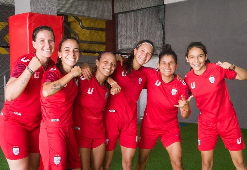 Diario Frontera, Frontera Digital,  ESTUDIANTES DE MÉRIDA FEMENINO, Deportes, ,Con mentalidad ganadora Estudiantes visita a la Academia Puerto Cabello