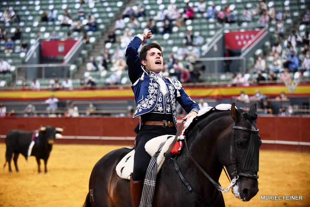 Diario Frontera, Frontera Digital,  FERIA DE SAN FERMÍN 2023, CORRIDA DE REJONES, Entretenimiento, ,Guillermo Hermoso, con el mejor rejoneo, y Armendáriz, triunfan bajo la lluvia en Pamplona