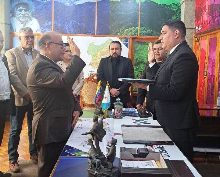 Diario Frontera, Frontera Digital,  HOMERO MONSALVE, PROCURADOR DEL ESTADO MÉRIDA, Entretenimiento, Regionales, ,Gobernador Jehyson Guzmán juramentó 
a Homero Monsalve como nuevo procurador