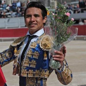 Diario Frontera, Frontera Digital,  José Antonio Valencia, Entretenimiento, ,José Antonio Valencia, hijo, hace su presentación en la Catedral del Toreo