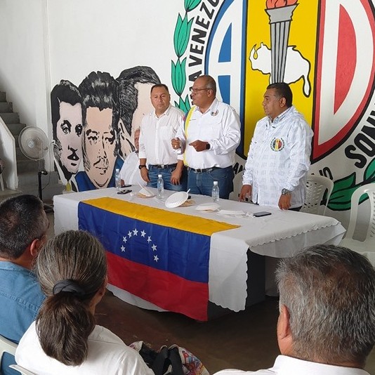 Diario Frontera, Frontera Digital,  CLEVER LARA, MÉRIDA, AD, CASA DE AD, Politica, ,Clever Lara informó en Mérida sobre las elecciones primarias de AD