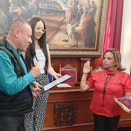 Diario Frontera, Frontera Digital,  LUZ MAYELI MOLINA, PSUV, Politica, ,Alcalde Jesús Araque acompañó juramentación 
de Luz Mayeli Molina como concejala