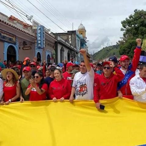 Diario Frontera, Frontera Digital,  PSUV, Politica, ,El Chavismo en Mérida salió a celebrar 
el cumpleaños 69° del Comandante Hugo Chávez.
