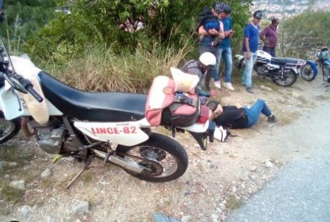 Diario Frontera, Frontera Digital,  ACCIDEDNTE, EJIDO, MÉRIDA, CAMPO ELÍAS, CAMPO ELÍAS, ACCIDENTE, Sucesos, ,Una ciudadana y una adolescente resultaron
heridos en vuelco de moto en Ejido