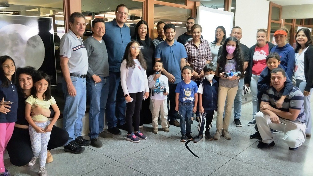 Diario Frontera, Frontera Digital,  CIDA, ROBOTS, Tecnología, ,Trabajadores del CIDA y sus hijos conocieron cómo se hace un robot