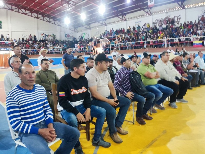 Diario Frontera, Frontera Digital,  ASAMBLEA DE PRODUCTORES, PUEWBLO LLANO, MÉRIDA, CONTRABANDO DE PAPA, PUEBLO LLANO, Páramo, ,Productores merideños cuentan con el 
Gobierno Bolivariano para derrotar el contrabando