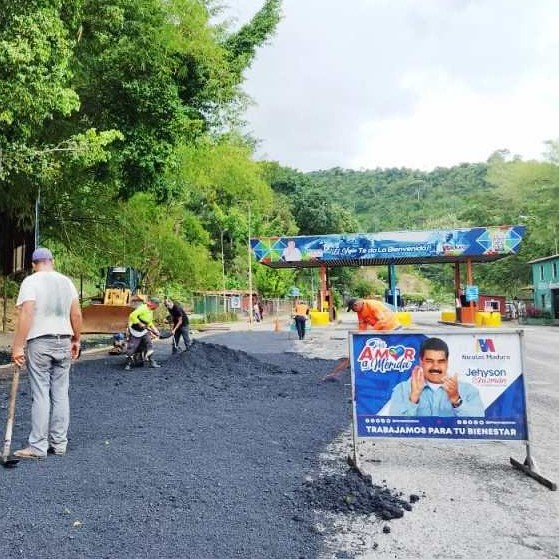 Diario Frontera, Frontera Digital,  Local 008, plan de bacheo, JEHYSON GUZMÁN, El Vigía Panamericana, ,Gobernador Jehyson Guzmán avanza con plan de bacheo en la Local 008