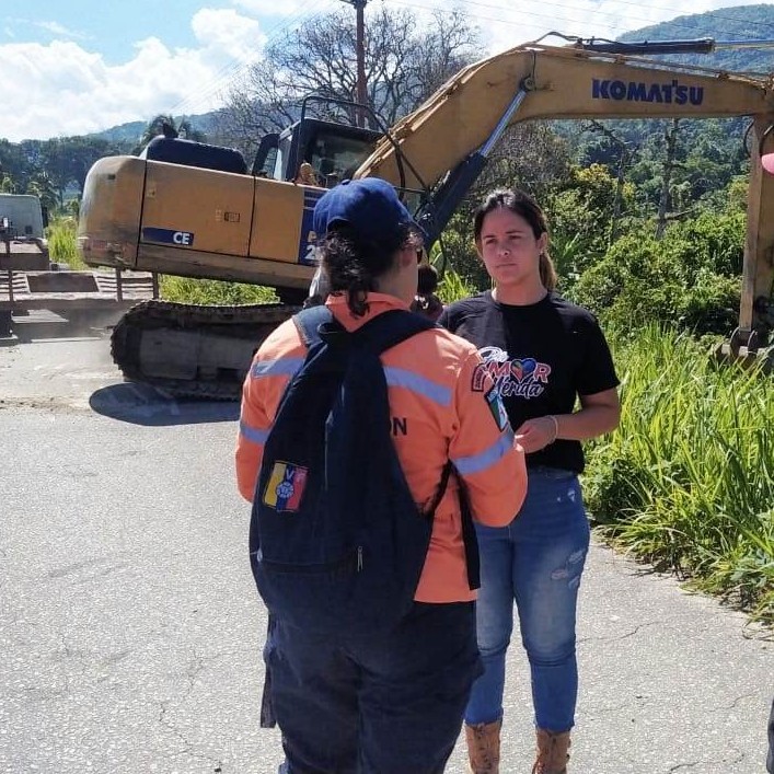 Diario Frontera, Frontera Digital,  GOBIERNO DE MÉRIDA, MAQUINARIA A OBISPO RAMOS DE LORA, El Vigía Panamericana, ,Jehyson Guzmán envió máquina jumbo a Obispo Ramos de Lora