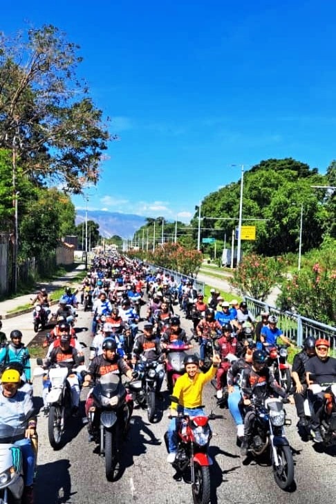 Diario Frontera, Frontera Digital,  Fuerza Motorizada Merideña, NOCOLÁS MADURO, JESÚS ARAQUE, PSUV LIBERTADOR MÉRIDA, Politica, ,Fuerza Motorizada Merideña realizó Caravana 
en apoyo al Presidente Nicolás Maduro
