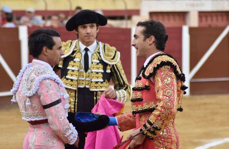 Diario Frontera, Frontera Digital,  José Antonio Valencia, Entretenimiento, ,Triunfal alternativa de José Antonio Valencia, 
con un gran Castella y Fandi