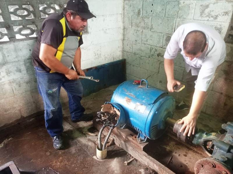 Diario Frontera, Frontera Digital,  MANTENIMIENTO ESTACIÓN IBERIA, EL VIGÍA, AGUAS DE MÉRIDA, EL VIGÍA, El Vigía Panamericana, ,Trabajadores (as) de Aguas de Mérida efectuaron mantenimiento 
a bombas de Estación Iberia en Alberto Adriani