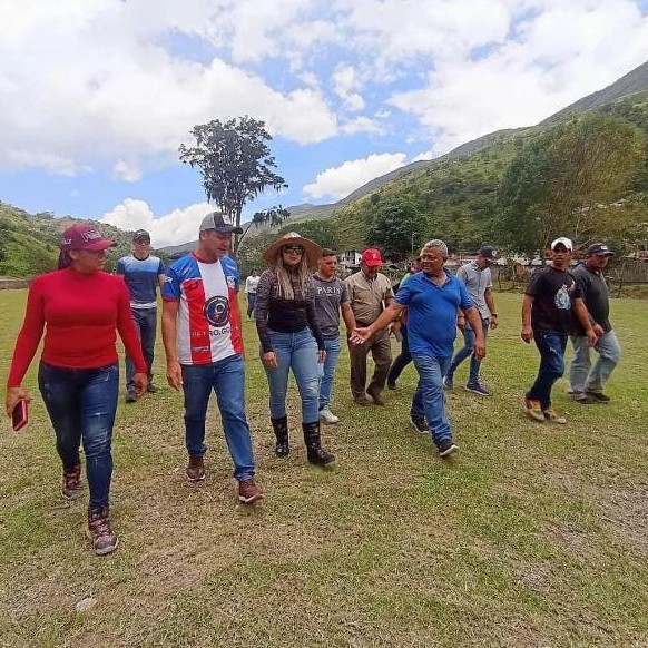 Diario Frontera, Frontera Digital,  VIALIDAD LOS GIROS, MÉRIDA, POUEBLOS DEL SUR, GOBIERNO DE JEYYSON GUZMÁN, PUEBLOS DEL SUR, Entretenimiento, Regionales, ,Gobierno regional recupera vialidad en Los Giros