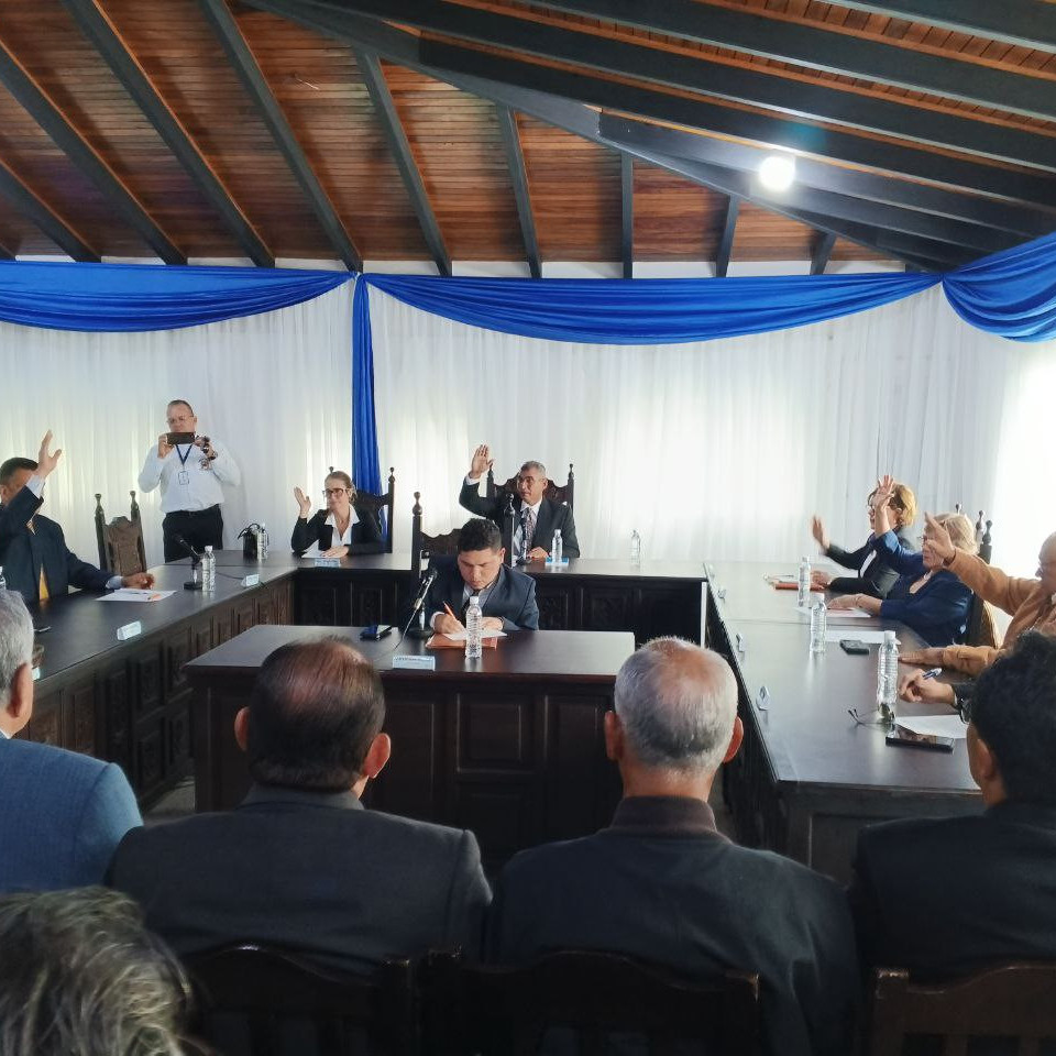 Diario Frontera, Frontera Digital,  El Vigía Panamericana, ,Designan y juramentan nueva directiva del Concejo Municipal de Alberto Adriani