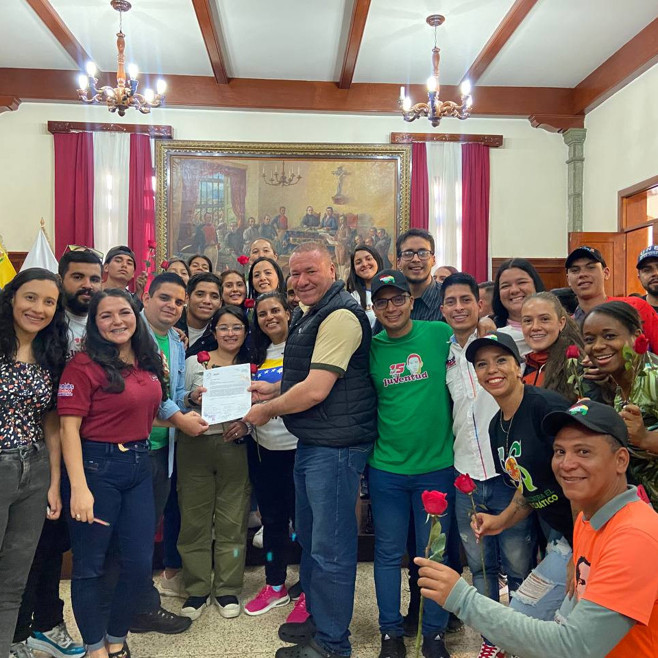 Diario Frontera, Frontera Digital,  Politica, ,Alcalde Jesús Araque realizó homenaje al Líder de la Juventud Robert Serra