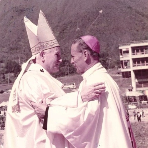 Diario Frontera, Frontera Digital,  Opinión, ,“El día que San Juan Pablo II cantó en Mérida” 
por Padre Edduar Molina Escalona (*)