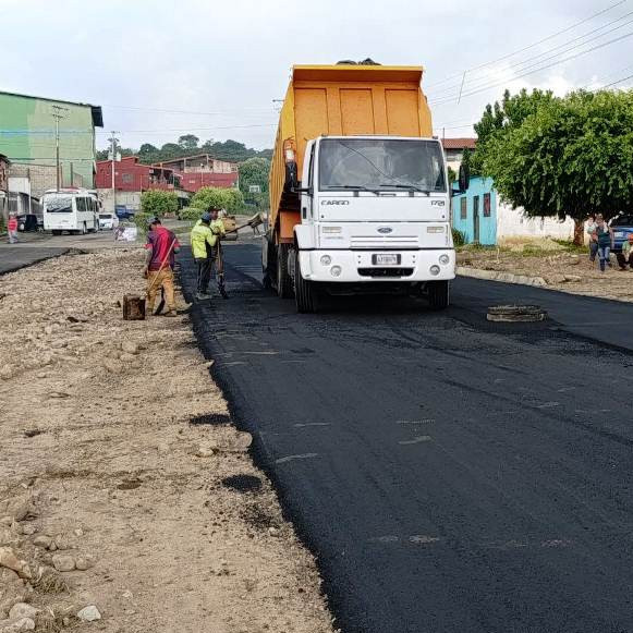Diario Frontera, Frontera Digital,  El Vigía Panamericana, ,Gobernador Jehyson Guzmán inició asfaltado en la avenida Los Girasoles